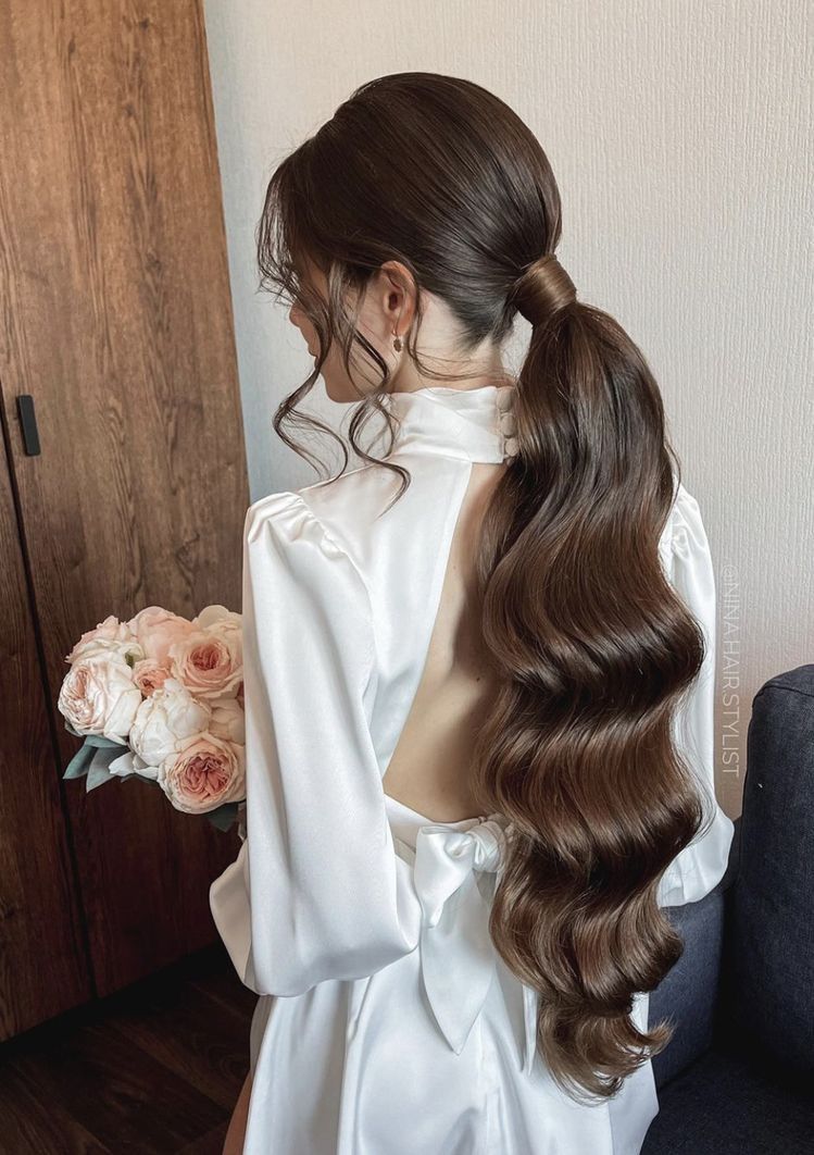 Neo-Contemporary Ponytail